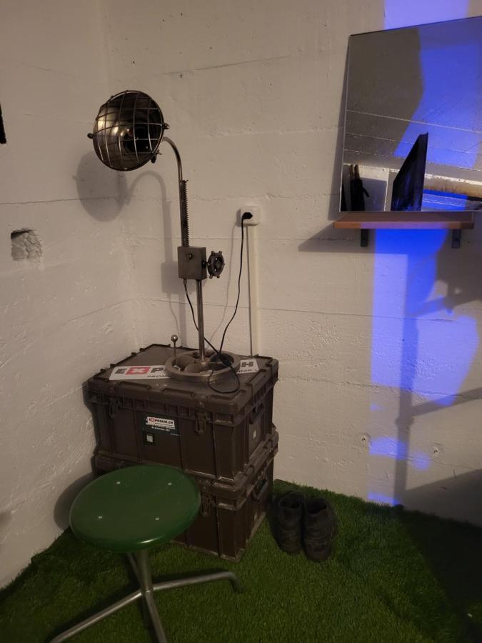 Swiss Army Camping Night / Militaerbunker St. Margrethen Esterno foto