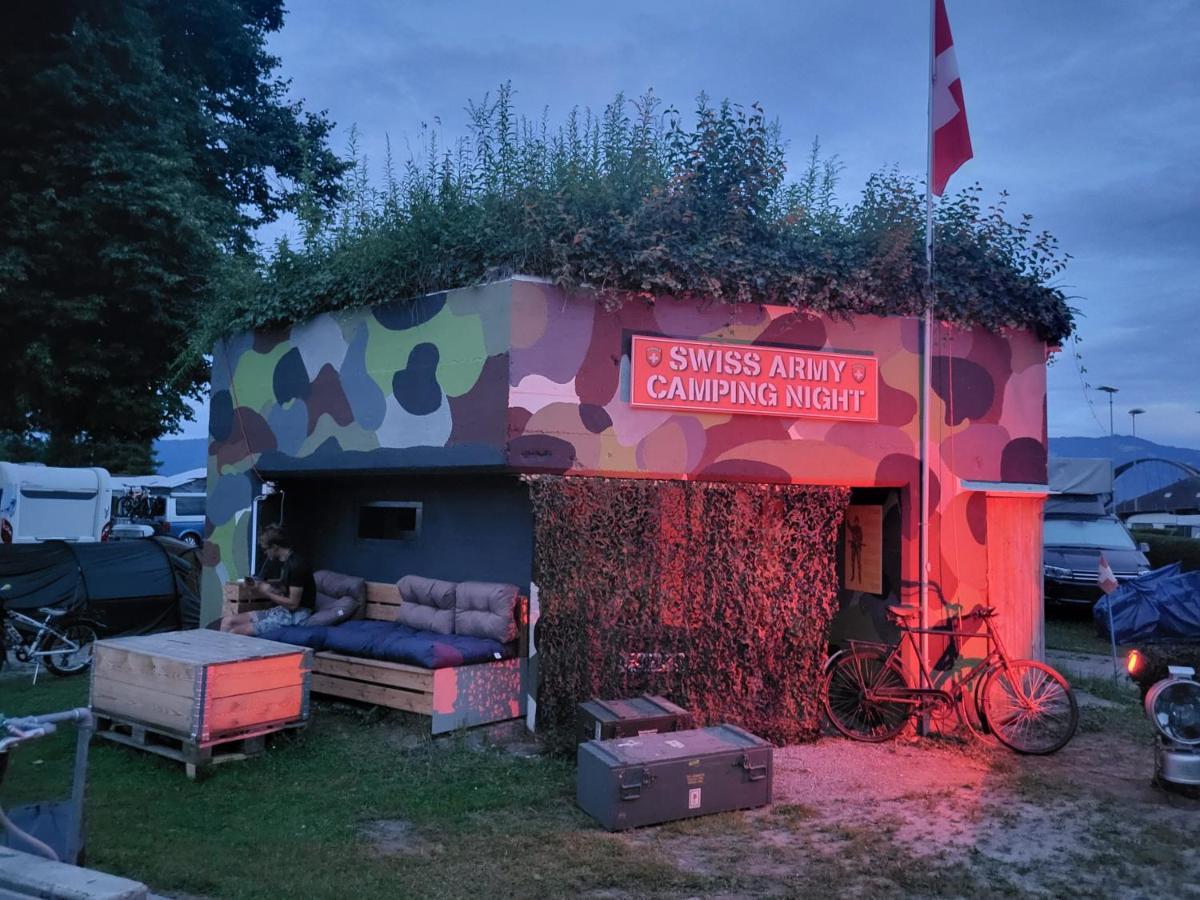 Hotel Swiss Army Camping Night / Militarbunker St. Margrethen Esterno foto