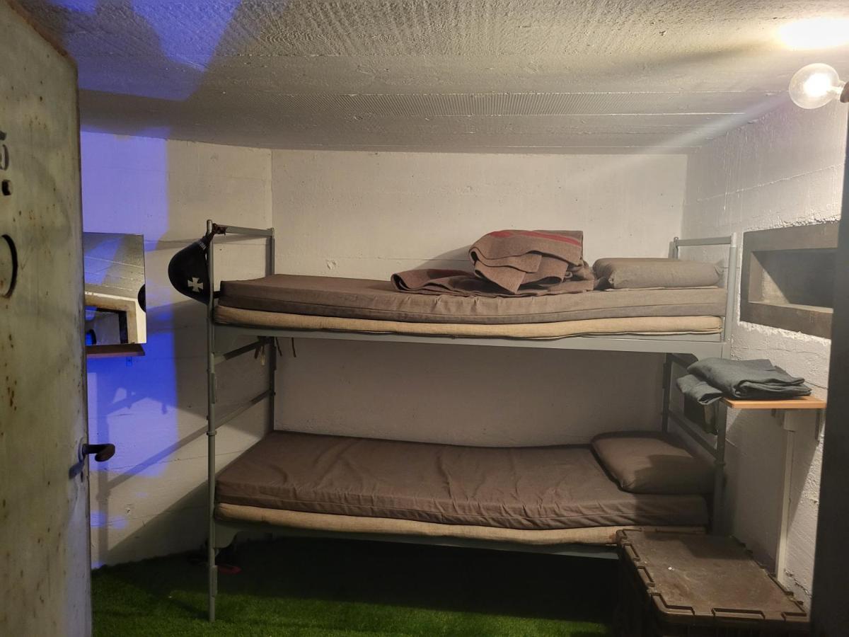 Swiss Army Camping Night / Militaerbunker St. Margrethen Esterno foto